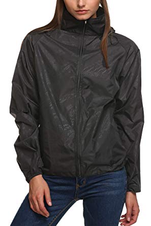 Zeagoo Lightweight Windbreaker Women Packable Raincoat Hooded Waterproof Jacket review